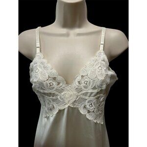 Vintage Full Slip 32 34 Nylon Lace Unmarked Small Ivory